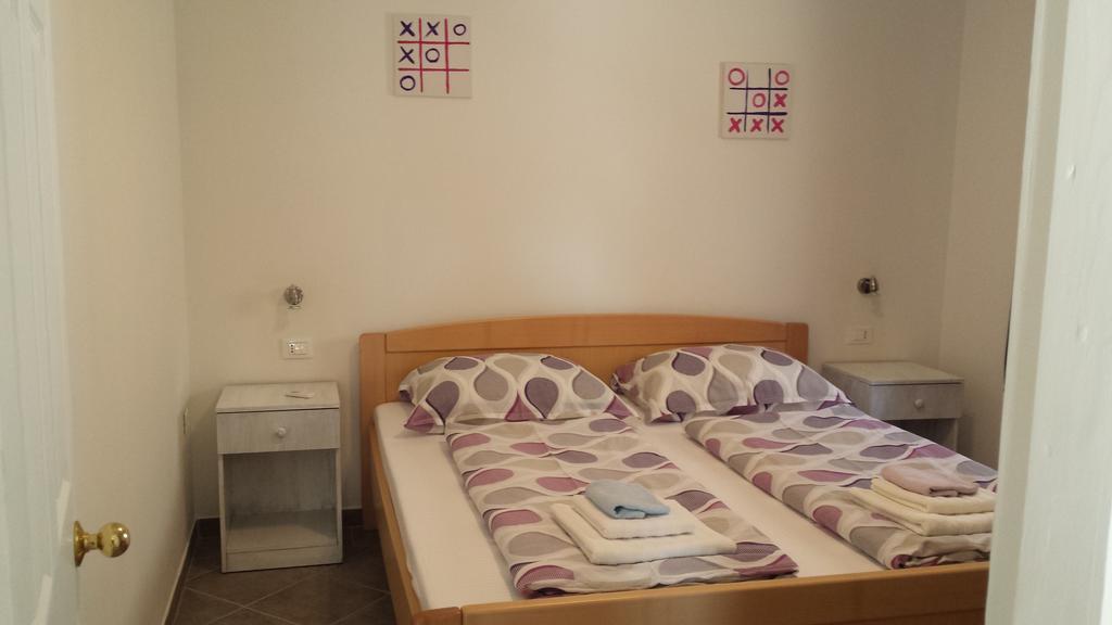 Abba Apartment Sveti Lovreč Pazenatički Exterior foto